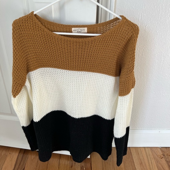 Sweater - S/M - Picture 2 of 4